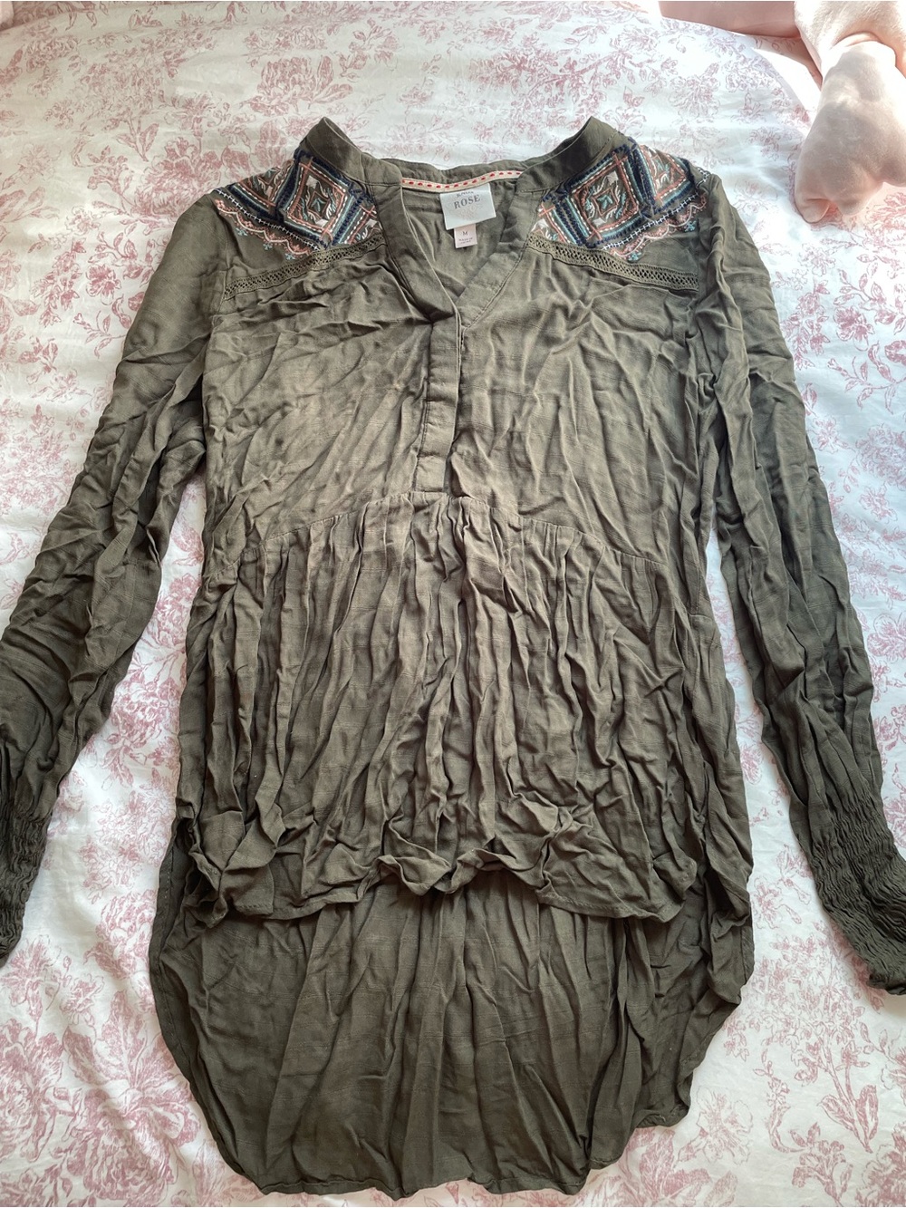 Knox Rose Olive Embroidered V-Neck Tunic